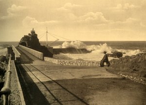 Biarritz - Au Rocher de la Vierge par gros temps, vers 1930