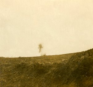 Explosion de bombe, vers 1914-1918