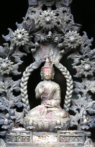 Bouddha dans le temple doré, Patan, Népal