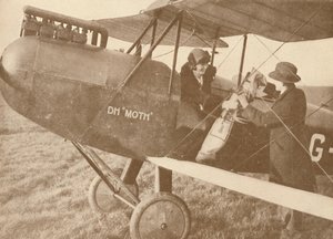 Par avion vers les terrains de golf dans un petit avion léger 27-60 HP Moth, 1927 - Unbekannt