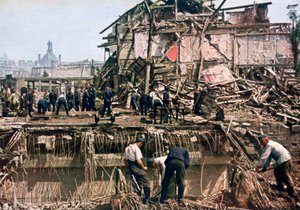 Déblaiement des débris, Dunkerque, France, 1940 - Unbekannt
