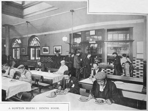 Salle à manger dans une maison Rowton, Hammersmith, Londres, vers 1902