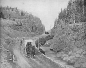 Entrée du parc de Yellowstone, vers 1897