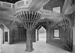 Fatehpur Sikri. Pilier dans le Dewan-i-Khas