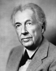 Frank Lloyd Wright (photo n/b)