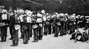 Soldats français à une gare, Paris, Première Guerre mondiale, 1914