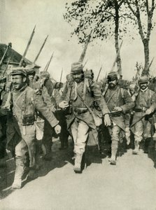 Troupes françaises en marche, Première Guerre mondiale, 1914-1918, c1920