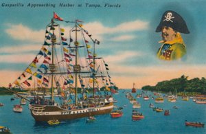 Gasparilla approchant le port de Tampa, Floride, vers les années 1940