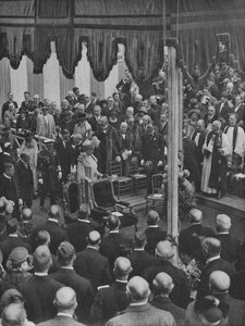 S.M. Le Roi posant la première pierre du nouveau bâtiment de Lloyds, 23 mai 1925, 1928 - Unbekannt