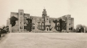 Hatfield House - Façade nord, 16ème siècle, 1904 - Unbekannt