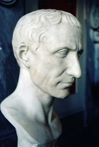 Tête de Jules César