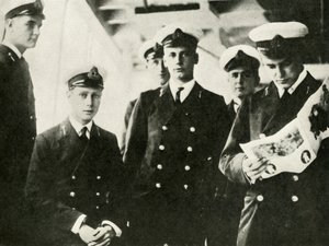 Sa Majesté assise parmi ses camarades cadets, vers 1910 - Unbekannt