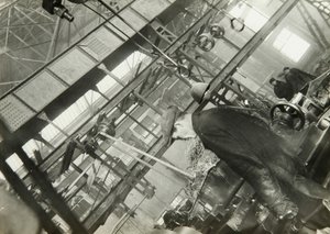 Dans une usine de mécanique, URSS, années 1930 - Unbekannt