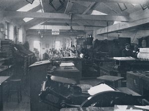Dans la salle de composition, 1916