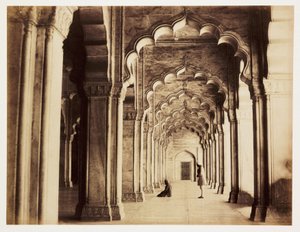 Intérieur de la Mosquée de la Perle à Agra (Inde), vers 1865, construite en marbre entre 1646-1653