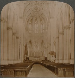 Intérieur de la plus belle structure gothique aux États-Unis - Cathédrale Saint-Patrick, New York, vers 1900 - Unbekannt
