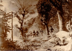 Soldats japonais avançant vers Port Moresby, Nouvelle-Guinée, Seconde Guerre mondiale, 1942