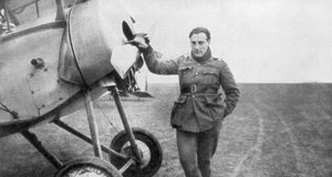 Jean Navarre, pilote français, 1916 - Unbekannt