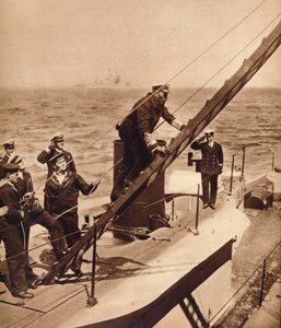 Le roi George V en mer avec sa marine, vers 1910-1935