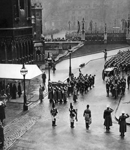 Procession funéraire du roi George V se formant à Westminster Hall, Londres, 1936