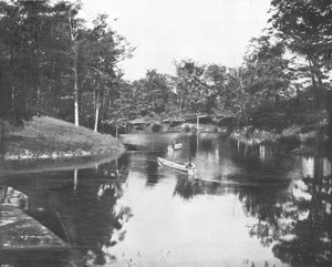Petit lac dans les jardins de la maison des soldats, Milwaukee, Wisconsin, USA, vers 1900 - Unbekannt
