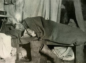 Marston dans son lit, vers 1908, 1909 - Unbekannt
