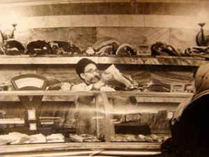 Comptoir de viande dans un magasin alimentaire soviétique, URSS, années 1960