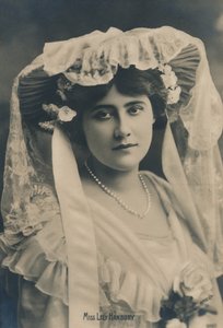 Mademoiselle Lily Hanbury, 1873-1908, vers 1930