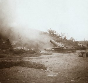 Mortier en action, Somme, nord de la France, vers 1914-1918