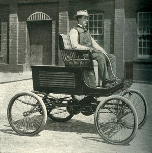 Automobile équipée de la nouvelle batterie de stockage, 1902