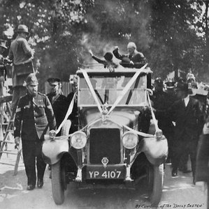 M. Churchill a été élu pour Epping, en tant que conservateur, 1929, 1945