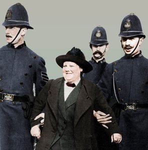 Mme Flora Drummond, arrêtée à Hyde Park, Londres, 1914