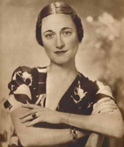 Mme Simpson: Un Portrait en Studio
