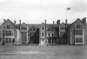 Parham House, West Sussex, vers 1900-1920