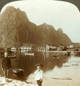 Svolvaer Pittoresque, une station de pêche du grand nord, Îles Lofoten, Norvège, vers 1905 - Unbekannt