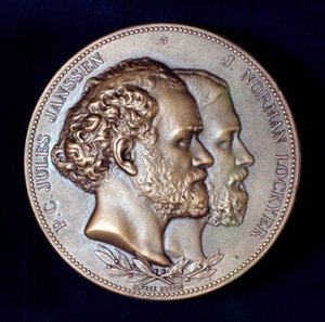 Pierre Janssen et Joseph Norman Lockyer, astronomes français et anglais, 1868 - Unbekannt