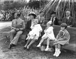 Prince Gustav Adolf, princesse Sibylla et enfants, Journée des enfants, Stockholm, Suède, 1938