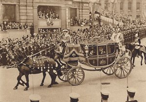 La princesse Elizabeth et son cousin Lord Lascelles avec la princesse royale, 1937 - Unbekannt