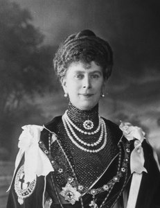 Reine Mary, épouse du roi George V du Royaume-Uni, vers 1910