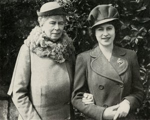 La reine Mary avec la princesse Elizabeth, avril 1944 - Unbekannt