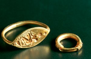 Bague avec inscription, bijou, Tunisie, IIIe-IVe siècle