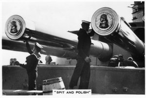 Marins polissant les canons de 16 pouces du HMS Nelson, 1937 - Unbekannt
