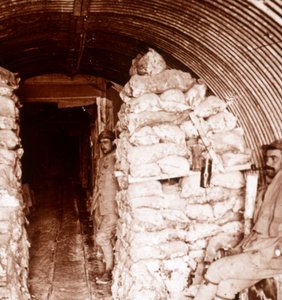 Entrée ensachée, Champagne, France, vers 1914-1918