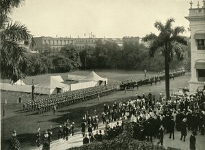 Deuxième arrivée de Lord Curzon à la Maison du Gouvernement, 1904 - Unbekannt