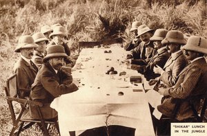 Déjeuner de chasse dans la jungle, 1911-1935