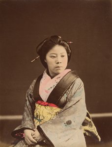 Shin, une célèbre fille de maison de thé à Yokohama