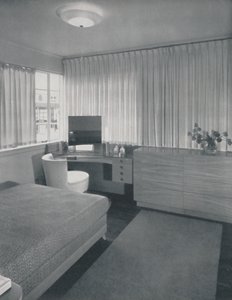 Des lignes simples et pratiques caractérisent cette chambre, 1942