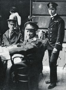 Sous-lieutenant Prince Albert servant du thé aux soldats blessés au Palais de Buckingham - Unbekannt