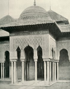 Temple dans la cour des Lions, 1907