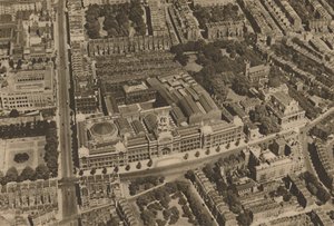 La caméra capture une vue de South Kensington depuis un avion volant bas, vers 1935 - Unbekannt